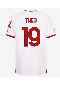 AC Milan Theo Hernandez #19 Fotballdrakt Borte Klær 2022-23 Korte ermer
